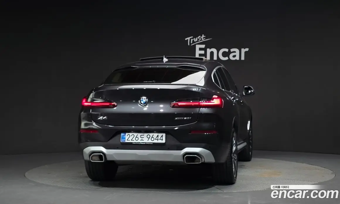 BMW X4 2025 2.0 автомат (гидро), фото 4
