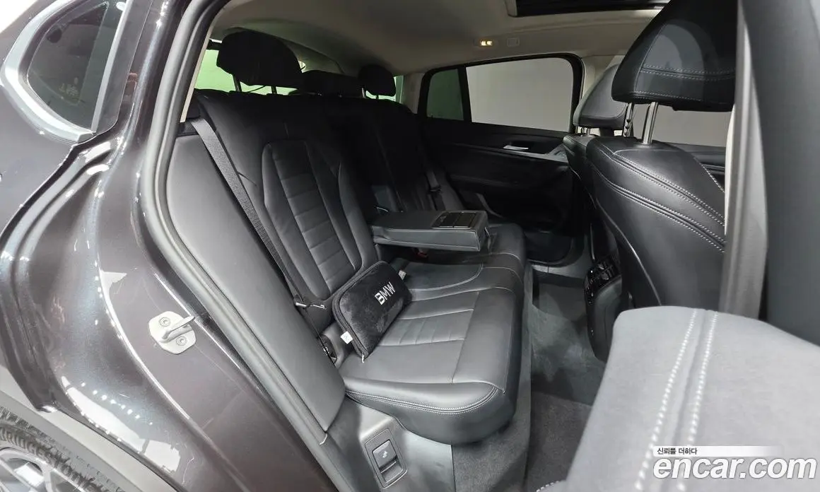 BMW X4 2025 2.0 автомат (гидро), фото 31