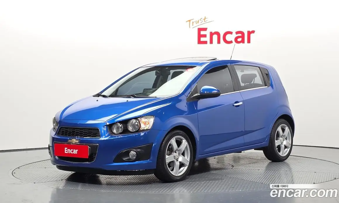 Chevrolet Aveo 2011 1.6 автомат (гидро), фото 1 Chevrolet Aveo 2011 1.6 автомат (гидро), фото 1