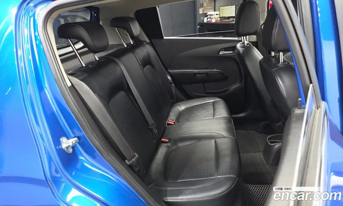 Chevrolet Aveo 2011 1.6 автомат (гидро), фото 12 Chevrolet Aveo 2011 1.6 автомат (гидро), фото 12
