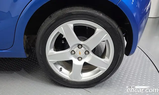 Chevrolet Aveo 2011 1.6 автомат (гидро), миниатюра 5 Chevrolet Aveo 2011 1.6 автомат (гидро), миниатюра 5