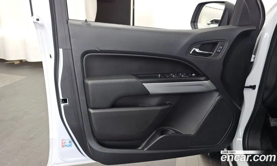 Chevrolet Colorado 2022 3.6 автомат (гидро), фото 14