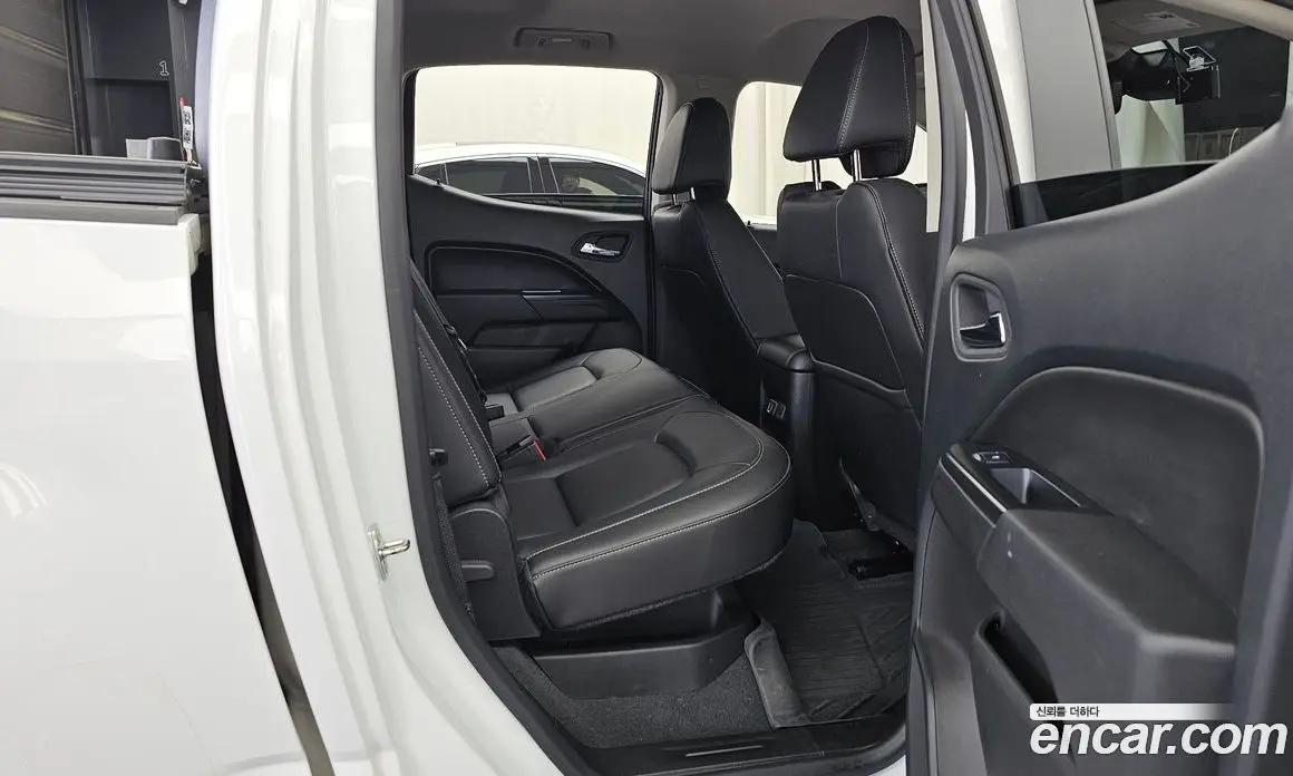 Chevrolet Colorado 2022 3.6 автомат (гидро), фото 18
