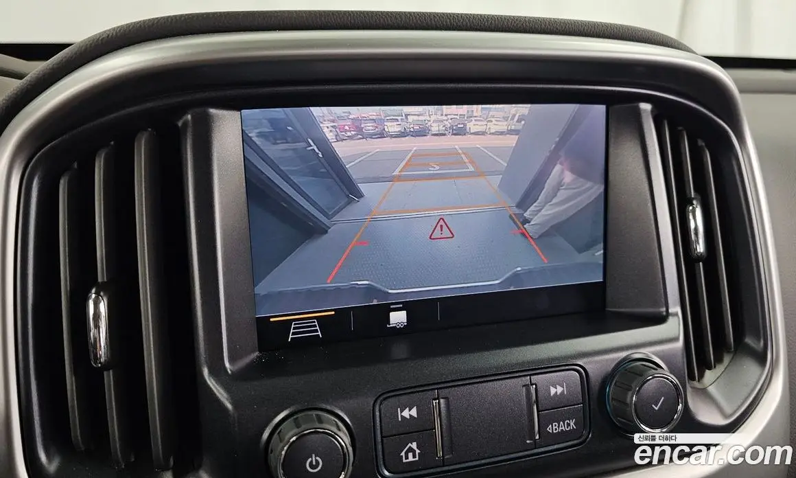 Chevrolet Colorado 2022 3.6 автомат (гидро), фото 21