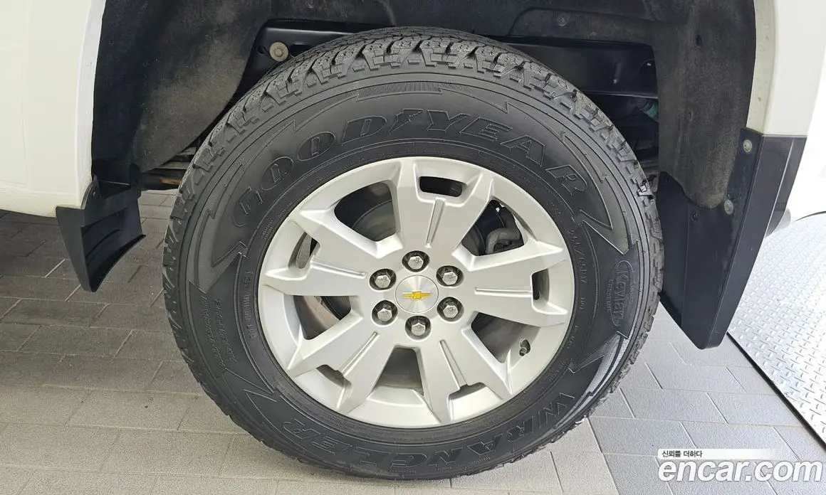 Chevrolet Colorado 2022 3.6 автомат (гидро), фото 7