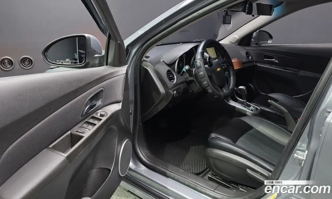 Chevrolet Cruze 2015 1.8 автомат (гидро), фото 12