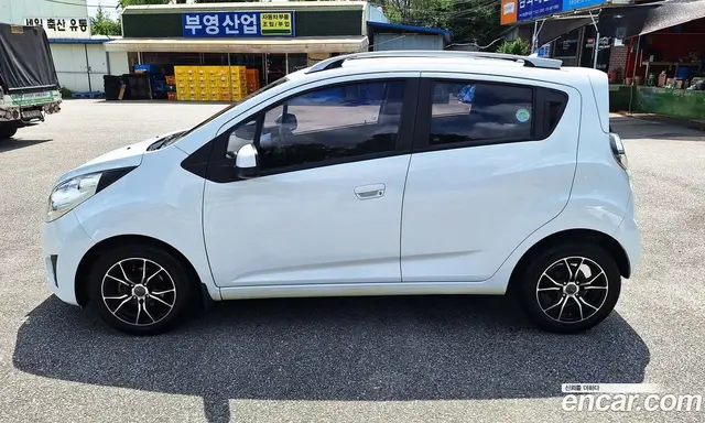 Chevrolet Spark 2012 1.0 автомат (гидро), миниатюра 5 Chevrolet Spark 2012 1.0 автомат (гидро), миниатюра 5