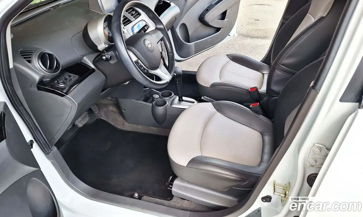 Chevrolet Spark 2012 1.0 автомат (гидро), фото 8 Chevrolet Spark 2012 1.0 автомат (гидро), фото 8