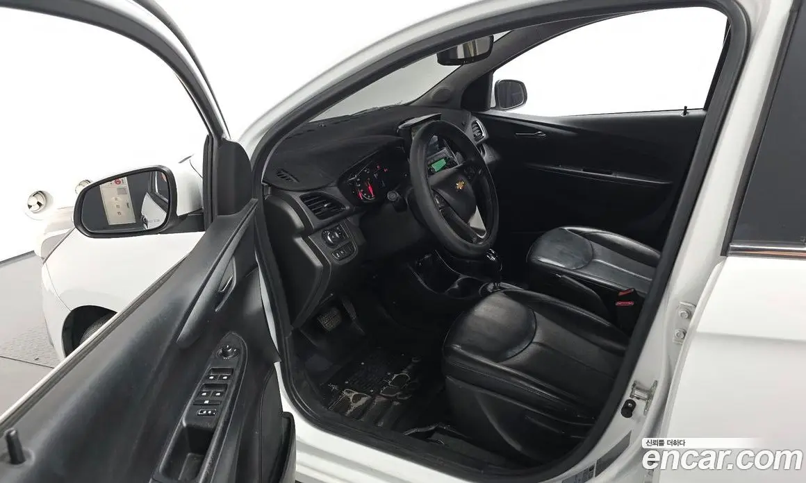 Chevrolet Spark 2016 1.0 автомат (гидро), фото 10 Chevrolet Spark 2016 1.0 автомат (гидро), фото 10