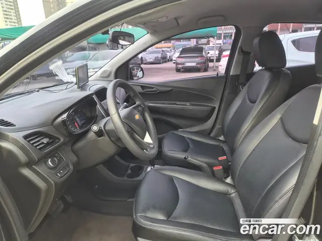 Chevrolet Spark 2016 1.0 автомат (гидро), миниатюра 12