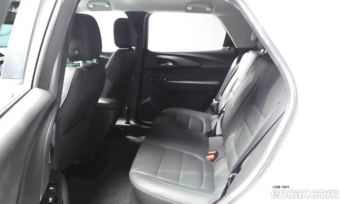 Chevrolet TrailBlazer 2021 1.3 автомат (гидро), фото 18 Chevrolet TrailBlazer 2021 1.3 автомат (гидро), фото 18