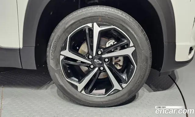 Chevrolet TrailBlazer 2023 1.3 автомат (гидро), миниатюра 7