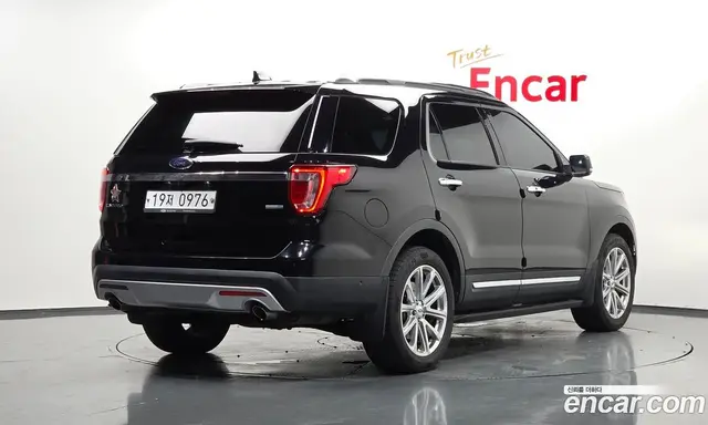 Ford Explorer 2016 2.3 автомат (гидро), миниатюра 2 Ford Explorer 2016 2.3 автомат (гидро), миниатюра 2