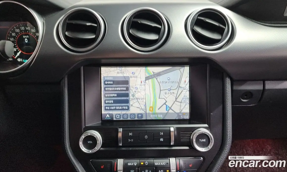 Ford Mustang 2021 2.3 автомат (гидро), фото 18