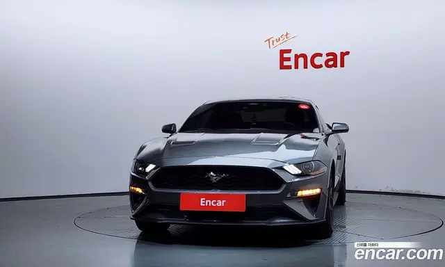 Ford Mustang 2021 2.3 автомат (гидро), миниатюра 3