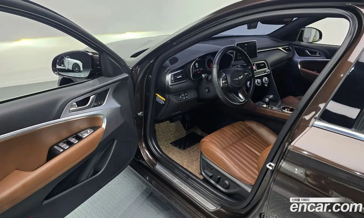 Genesis G70 2019 2.0 автомат (гидро), фото 17 Genesis G70 2019 2.0 автомат (гидро), фото 17