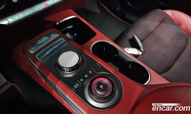 Genesis GV70 2022 2.5 автомат (гидро), миниатюра 11 Genesis GV70 2022 2.5 автомат (гидро), миниатюра 11