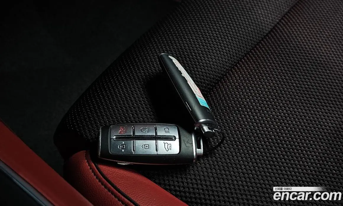 Genesis GV70 2022 2.5 автомат (гидро), фото 29 Genesis GV70 2022 2.5 автомат (гидро), фото 29