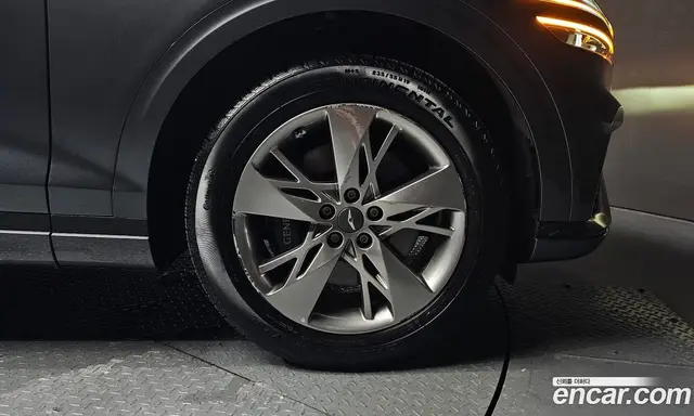 Genesis GV70 2022 2.5 автомат (гидро), миниатюра 6 Genesis GV70 2022 2.5 автомат (гидро), миниатюра 6