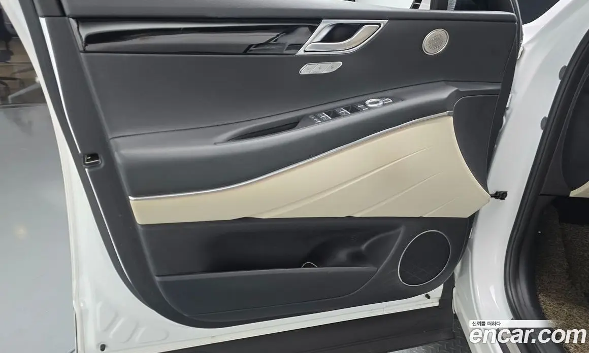 Genesis GV80 2020 2.5 автомат (гидро), фото 13 Genesis GV80 2020 2.5 автомат (гидро), фото 13