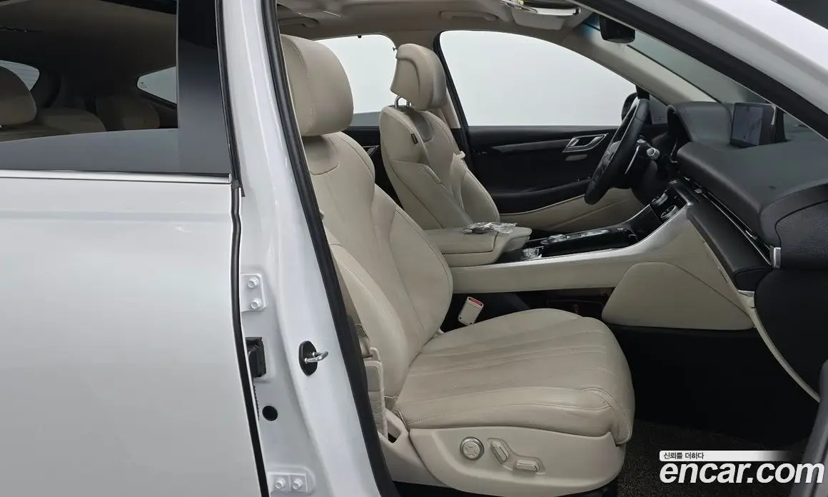 Genesis GV80 2020 2.5 автомат (гидро), фото 15 Genesis GV80 2020 2.5 автомат (гидро), фото 15