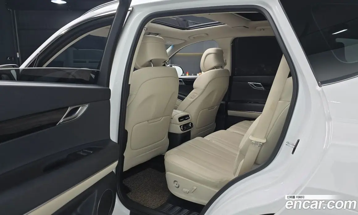 Genesis GV80 2020 2.5 автомат (гидро), фото 16 Genesis GV80 2020 2.5 автомат (гидро), фото 16