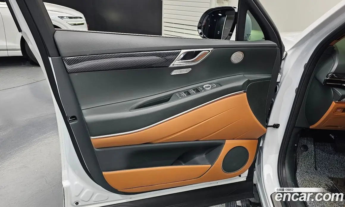 Genesis GV80 2025 2.5 автомат (гидро), фото 13 Genesis GV80 2025 2.5 автомат (гидро), фото 13
