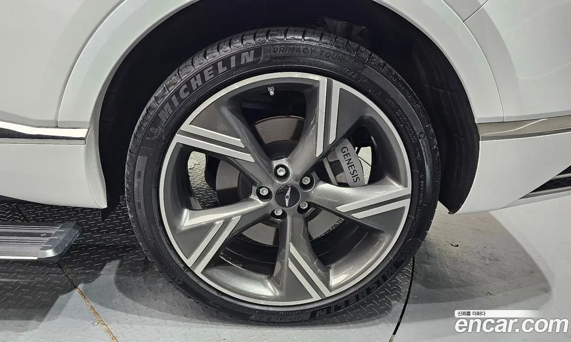Genesis GV80 2025 2.5 автомат (гидро), фото 4 Genesis GV80 2025 2.5 автомат (гидро), фото 4