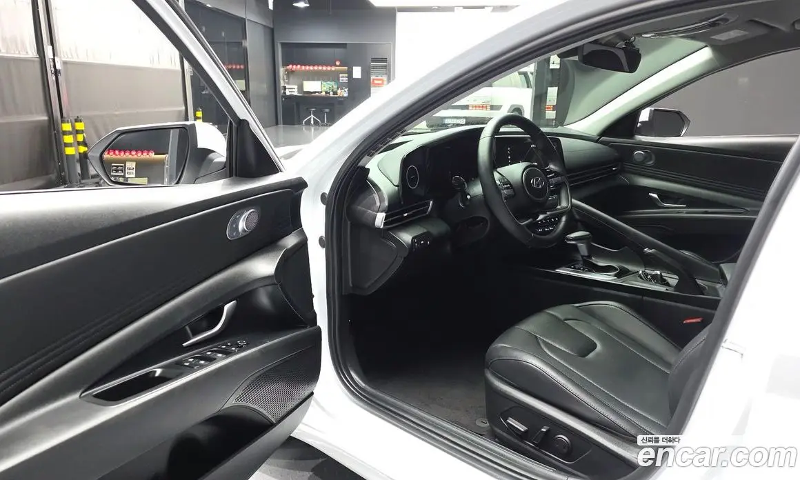 Hyundai Avante 2022 1.6 автомат (гидро), фото 13 Hyundai Avante 2022 1.6 автомат (гидро), фото 13