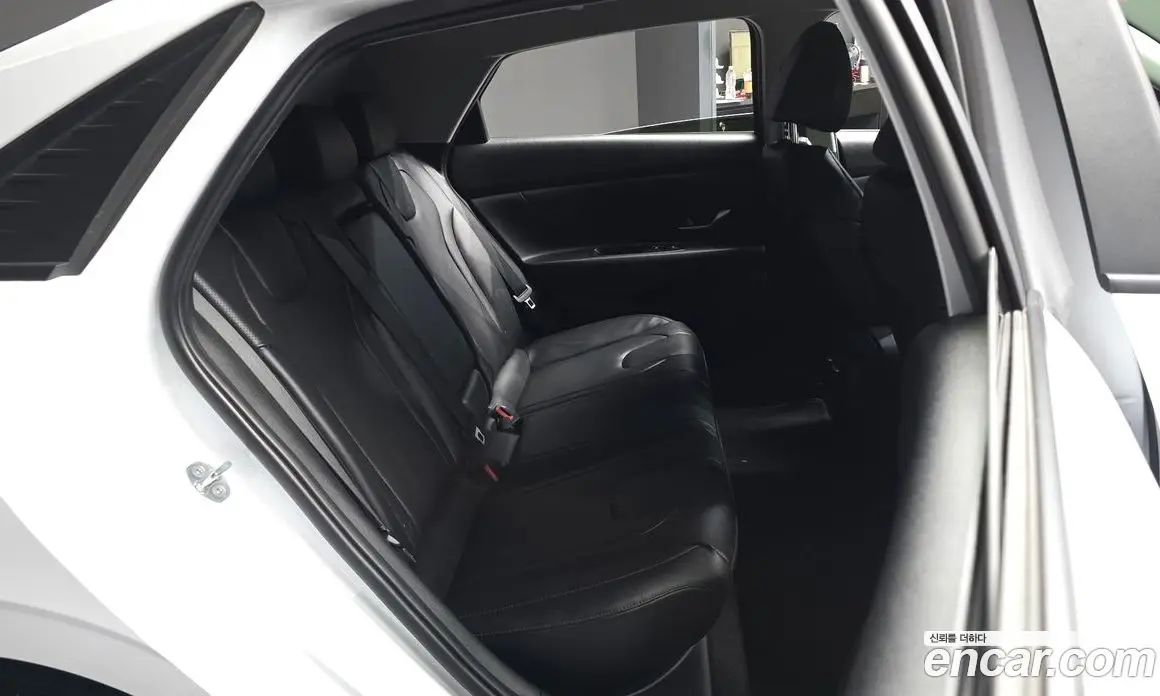 Hyundai Avante 2022 1.6 автомат (гидро), фото 18 Hyundai Avante 2022 1.6 автомат (гидро), фото 18