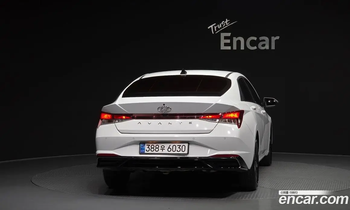 Hyundai Avante 2022 1.6 автомат (гидро), фото 4 Hyundai Avante 2022 1.6 автомат (гидро), фото 4