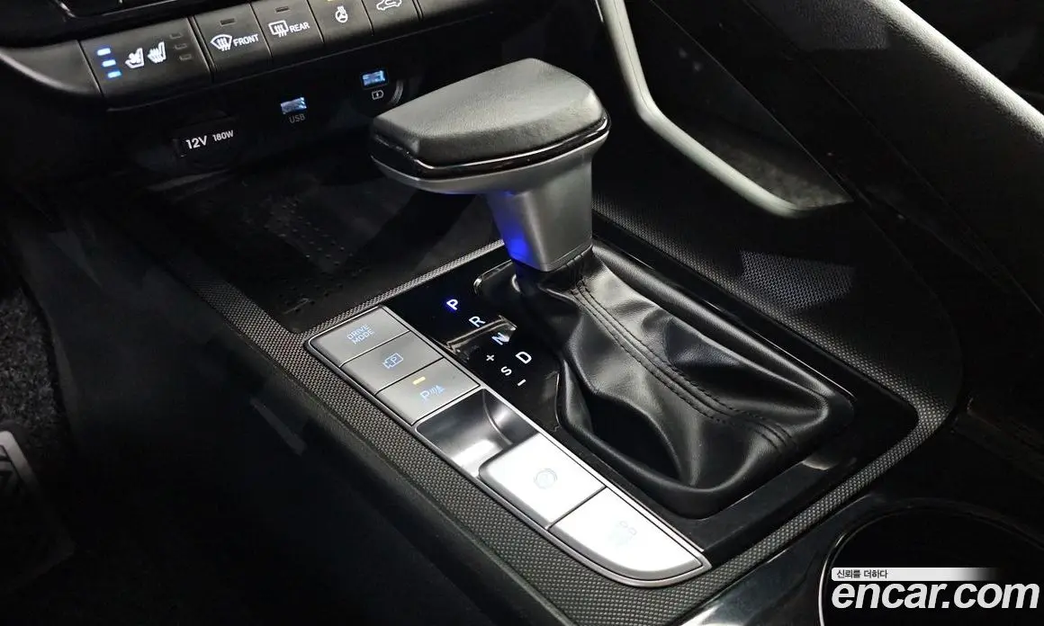 Hyundai Avante 2022 1.6 автомат (гидро), фото 12