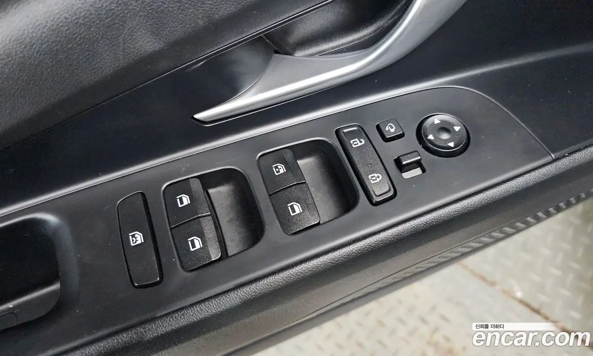 Hyundai Avante 2022 1.6 автомат (гидро), фото 28