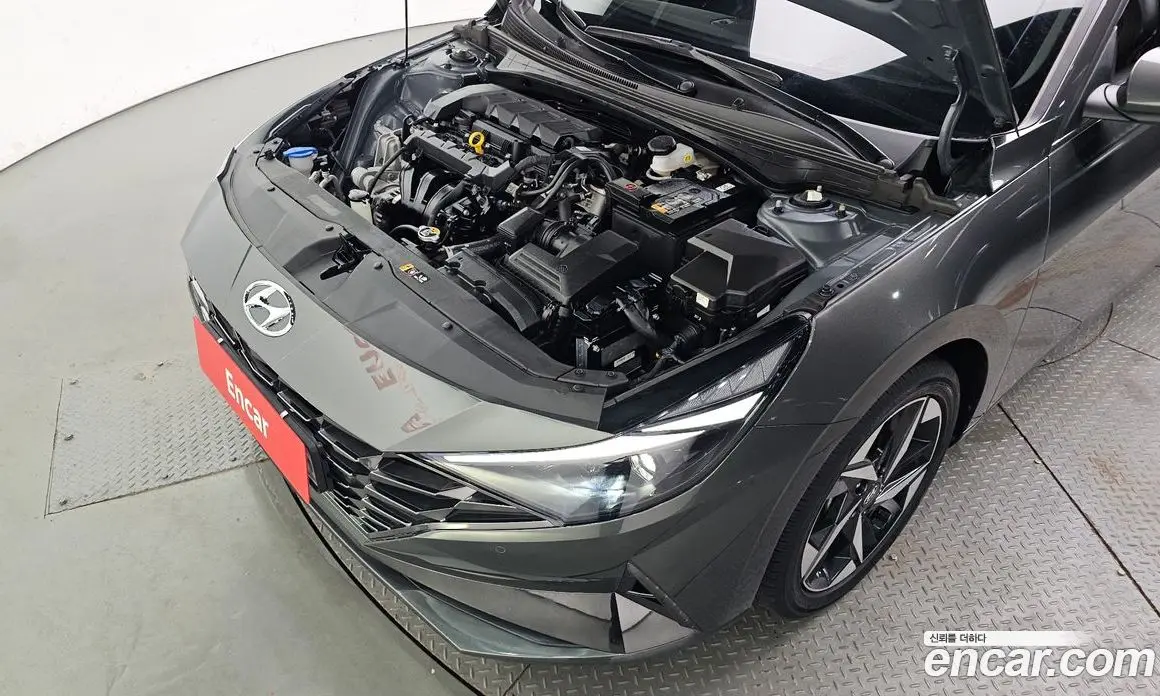 Hyundai Avante 2022 1.6 автомат (гидро), фото 6