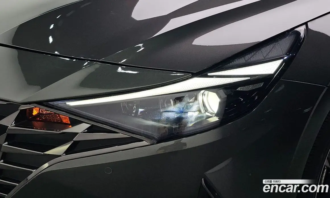Hyundai Avante 2022 1.6 автомат (гидро), фото 8