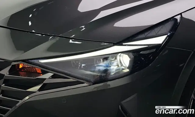 Hyundai Avante 2022 1.6 автомат (гидро), миниатюра 8