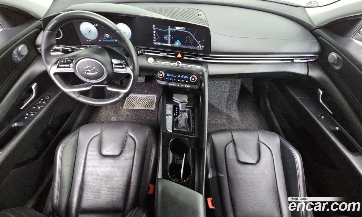 Hyundai Avante 2022 1.6 автомат (гидро), фото 10