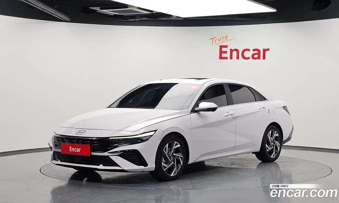Hyundai Avante 2023 1.6 автомат (гидро), фото 1 Hyundai Avante 2023 1.6 автомат (гидро), фото 1
