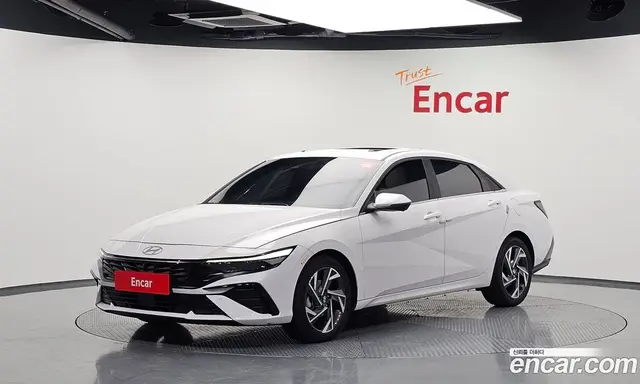 Hyundai Avante 2023 1.6 автомат (гидро), миниатюра 1 Hyundai Avante 2023 1.6 автомат (гидро), миниатюра 1