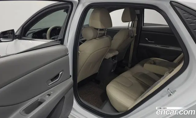 Hyundai Avante 2023 1.6 автомат (гидро), миниатюра 11 Hyundai Avante 2023 1.6 автомат (гидро), миниатюра 11