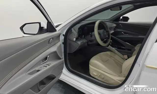 Hyundai Avante 2023 1.6 автомат (гидро), миниатюра 10 Hyundai Avante 2023 1.6 автомат (гидро), миниатюра 10