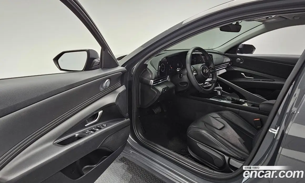 Hyundai Avante 2023 1.6 автомат (гидро), фото 13 Hyundai Avante 2023 1.6 автомат (гидро), фото 13