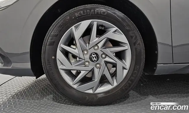Hyundai Avante 2023 1.6 автомат (гидро), миниатюра 5 Hyundai Avante 2023 1.6 автомат (гидро), миниатюра 5