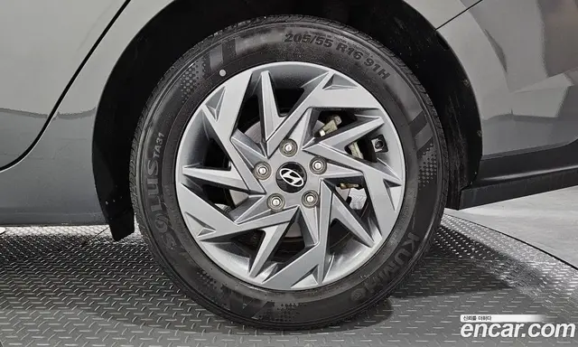 Hyundai Avante 2023 1.6 автомат (гидро), миниатюра 7 Hyundai Avante 2023 1.6 автомат (гидро), миниатюра 7