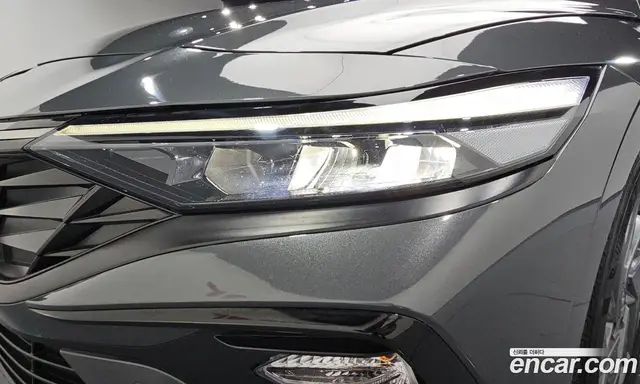 Hyundai Avante 2023 1.6 автомат (гидро), миниатюра 8 Hyundai Avante 2023 1.6 автомат (гидро), миниатюра 8