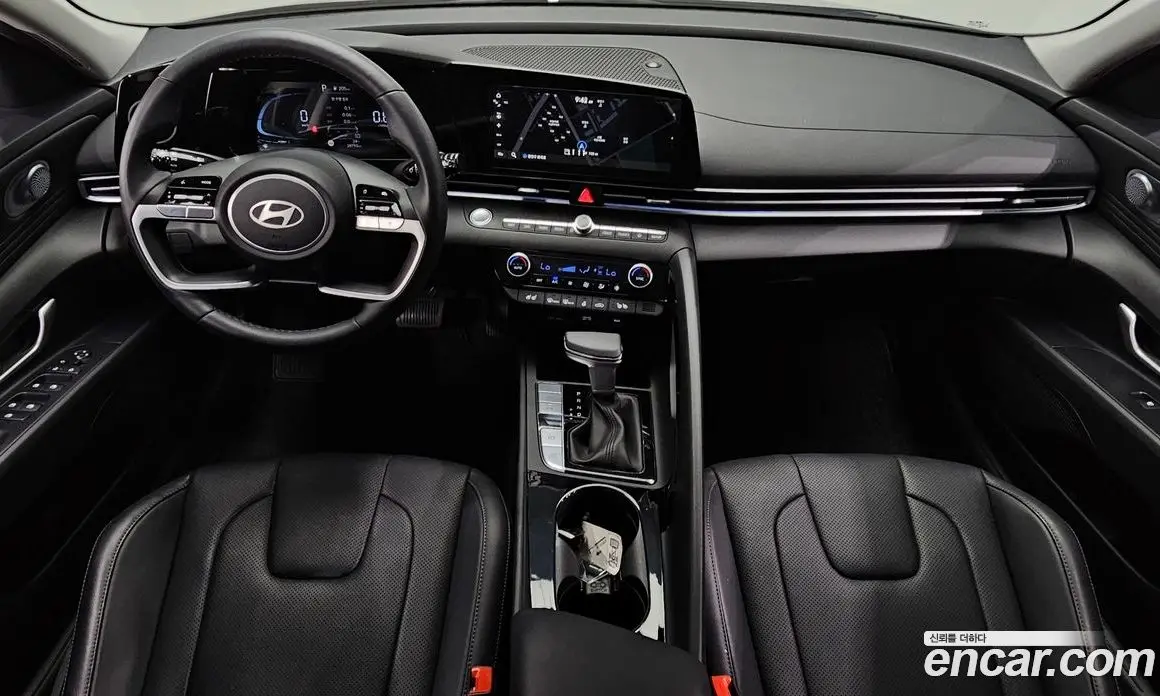 Hyundai Avante 2023 1.6 автомат (гидро), фото 10 Hyundai Avante 2023 1.6 автомат (гидро), фото 10