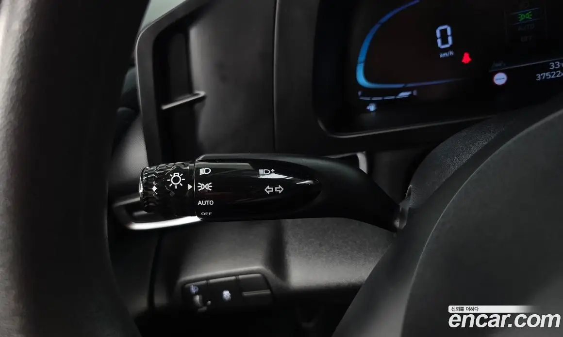 Hyundai Avante 2023 1.6 автомат (гидро), фото 19