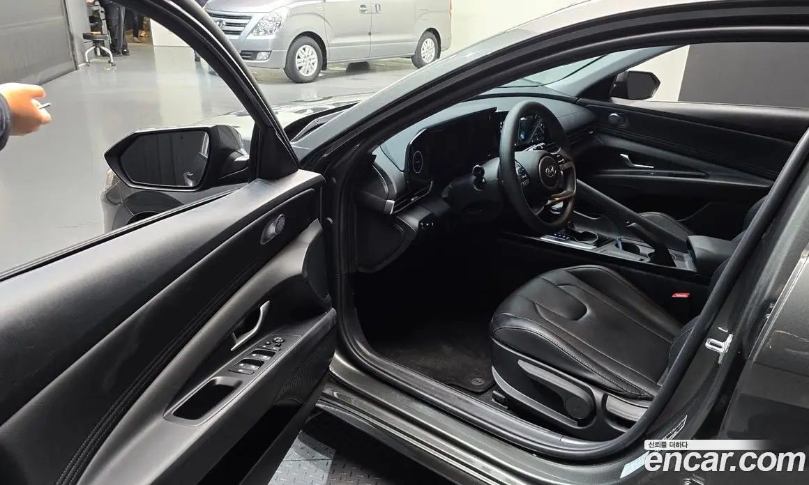 Hyundai Avante 2023 1.6 автомат (гидро), фото 13 Hyundai Avante 2023 1.6 автомат (гидро), фото 13