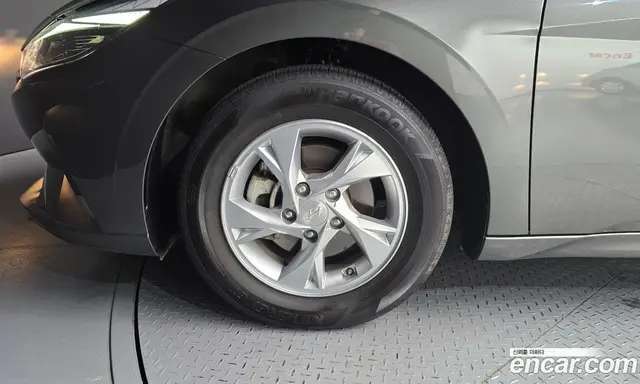 Hyundai Avante 2023 1.6 автомат (гидро), миниатюра 5 Hyundai Avante 2023 1.6 автомат (гидро), миниатюра 5