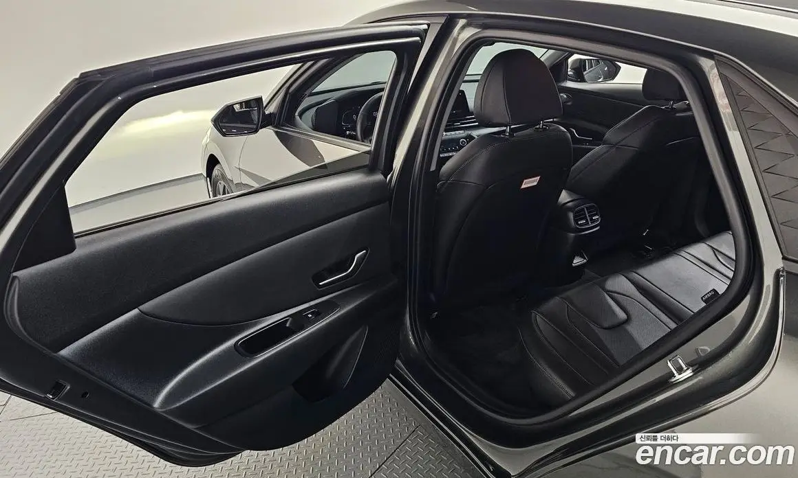 Hyundai Avante 2025 1.6 автомат (гидро), фото 12 Hyundai Avante 2025 1.6 автомат (гидро), фото 12